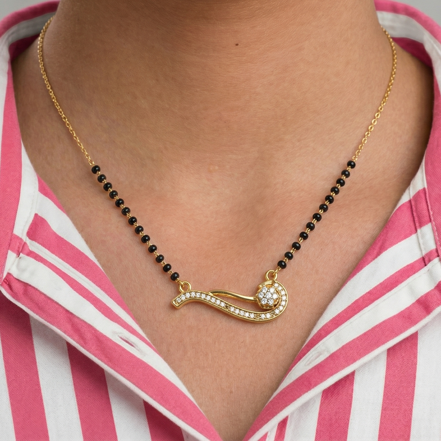Elina Mangalsutra